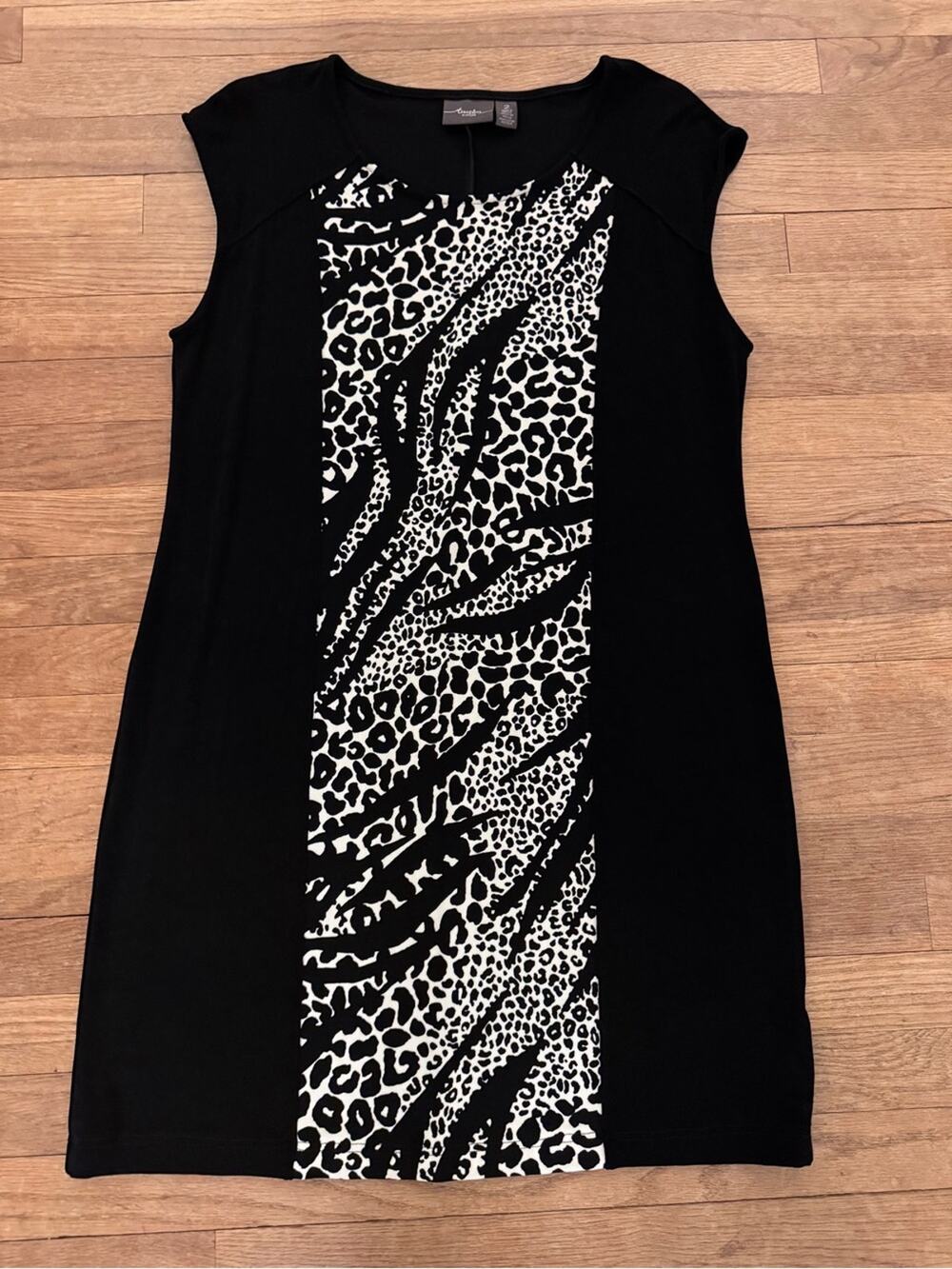 Travelers by Chico's Women's Black Knee Length Shift Dress - Size 2 (12-14)
b94